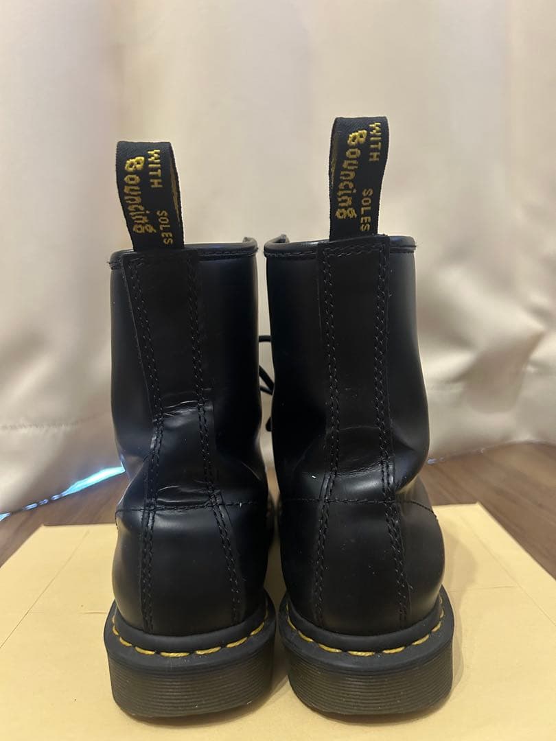 Dr. Martens 8ホール ブーツ ブラック【値段交渉◎】の写真3枚目