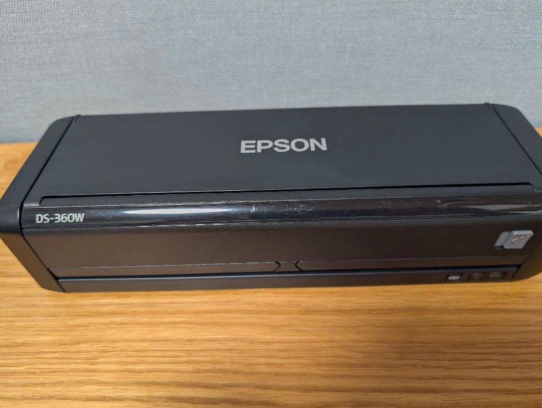 EPSON DS-360W カラードキュメントスキャナー 箱付きの写真3枚目