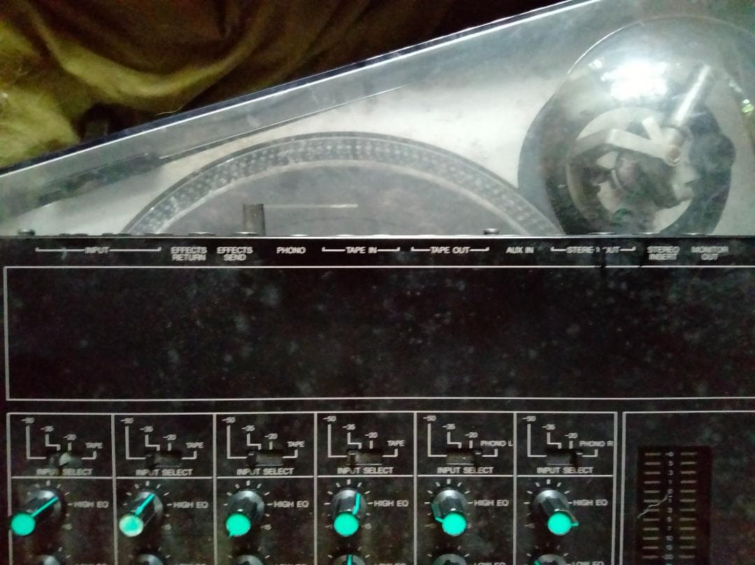 ヤマハミキサーRM602PHONO端子メインミキサーに最適レコーディングミキサーの写真3枚目