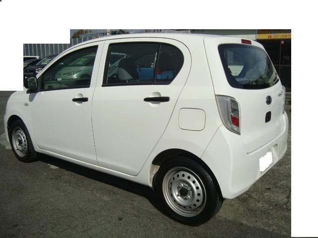スバルプレオプラス初年度登録令和7年10月車検令和10年10月迄内外装△で格安の写真5枚目