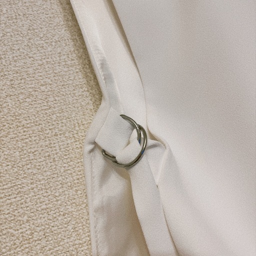 美品 ZARA テーラードジレ ベスト ホワイト ノースリーブジャケットの写真4枚目