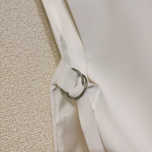 美品 ZARA テーラードジレ ベスト ホワイト ノースリーブジャケットの写真4枚目