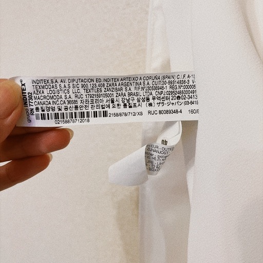 美品 ZARA テーラードジレ ベスト ホワイト ノースリーブジャケットの写真5枚目