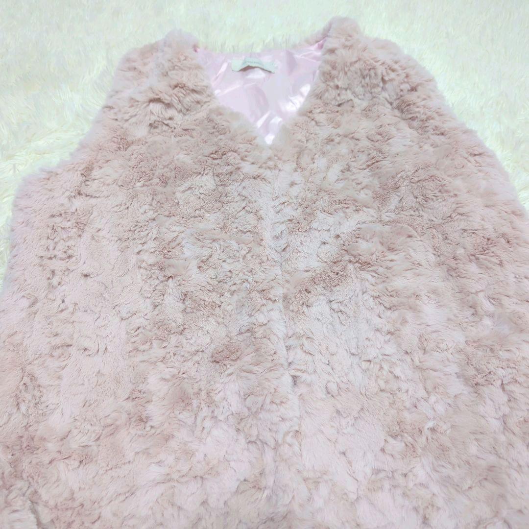 me+em select フェイクファー ベスト 淡ピンク ふわふわの写真10枚目
