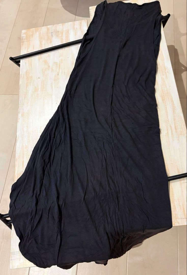 ZARA TRAFALUC ノースリーブロングワンピースの写真4枚目
