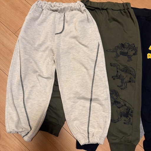 男の子　長ズボン　サイズ120 まとめ売りの写真2枚目