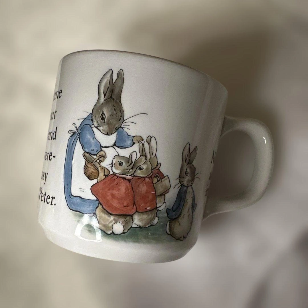 WEDGWOOD ピーターラビット マグカップ 英国製の写真2枚目