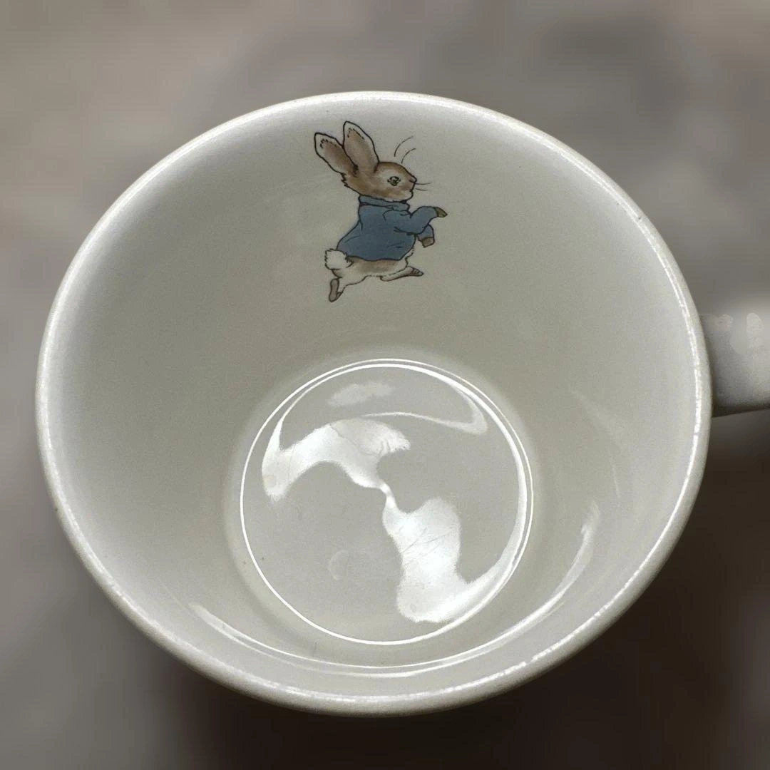 WEDGWOOD ピーターラビット マグカップ 英国製の写真3枚目