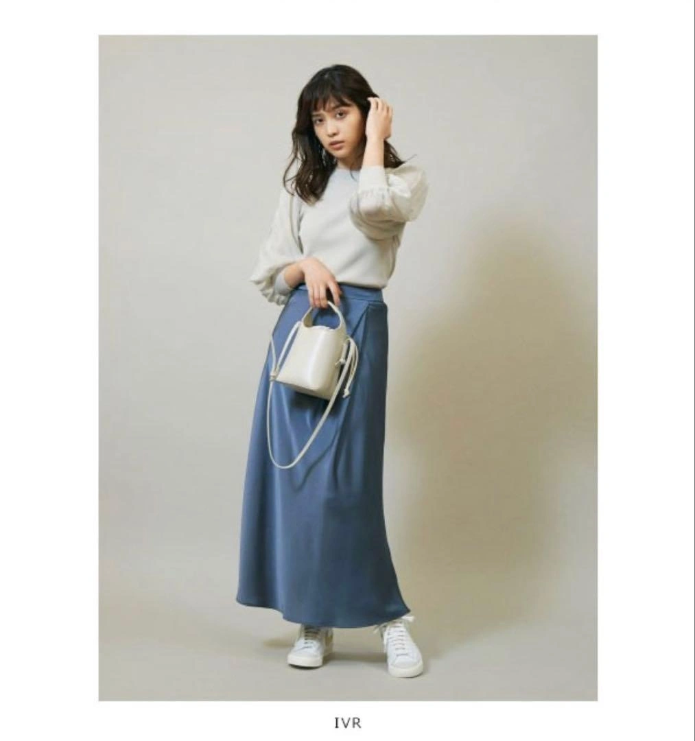 最終 FRAY I.D 異素材コンビ パフスリーブニット アイボリーの写真3枚目