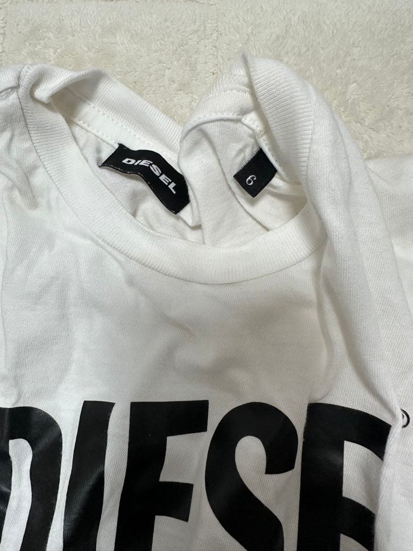 DIESEL Tシャツ ホワイト 6 120cmの写真2枚目