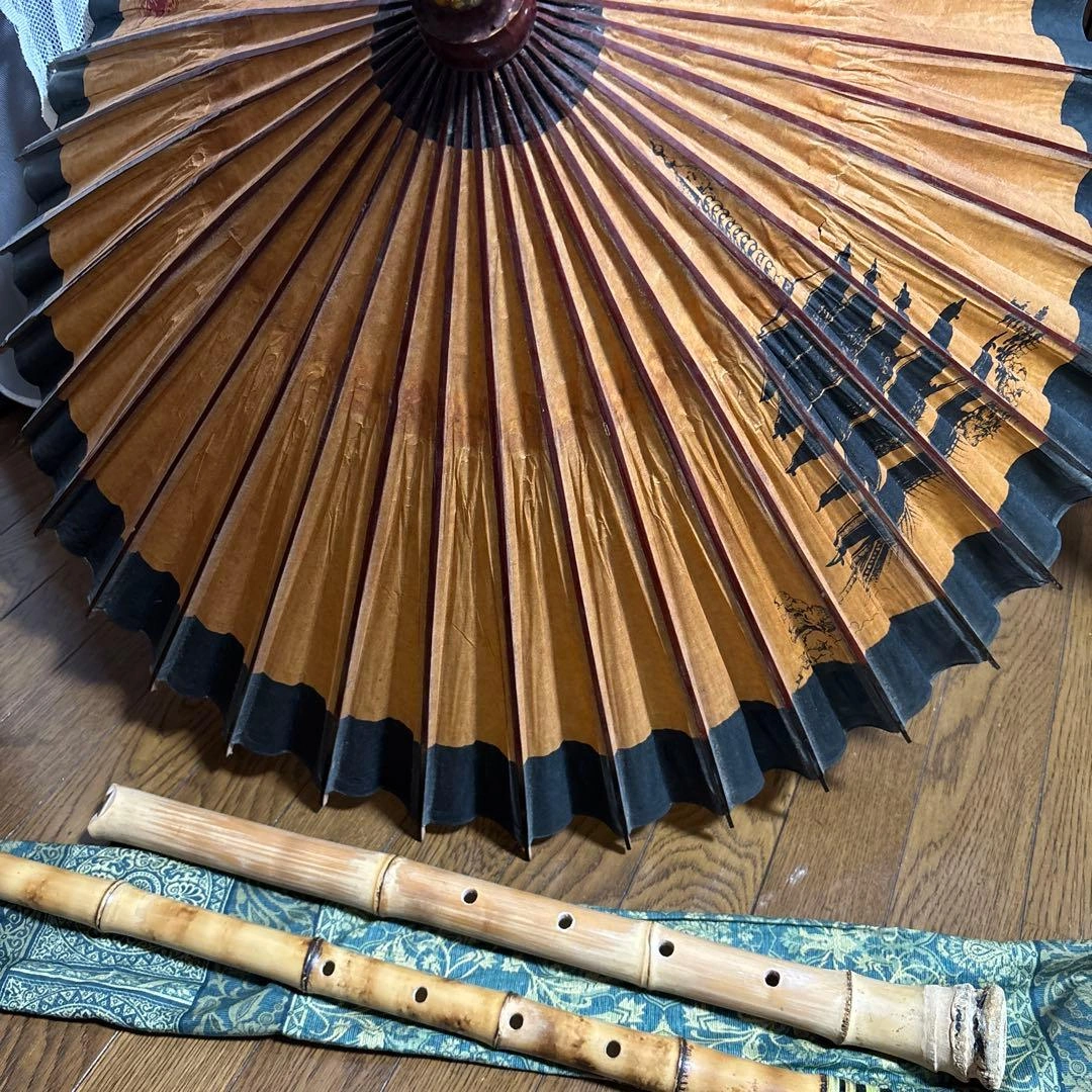 まとめ売り昭和レトロ 和傘(番傘)& 尺八2本セット(袋付き) 骨董ディスプレイ