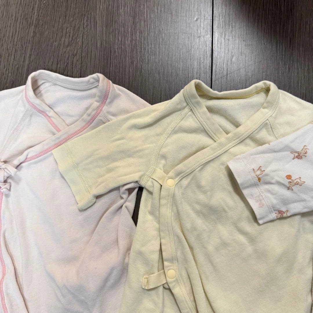 ユニクロ コンビ肌着4枚セット+おまけ付きの写真2枚目