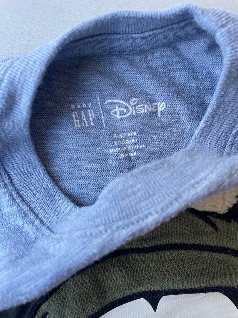 GAP×Disney 105センチ　ミッキー　長袖カットソーの写真3枚目