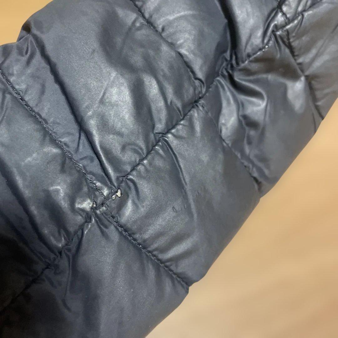 【Under Armour】ダウンコート 黒フード付き 130cmの写真6枚目