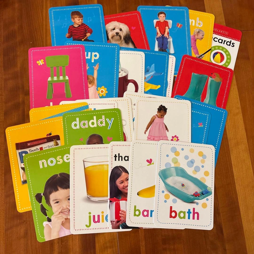 【美品】Scholastic 50 First Words 知育フラッシュカードの写真2枚目