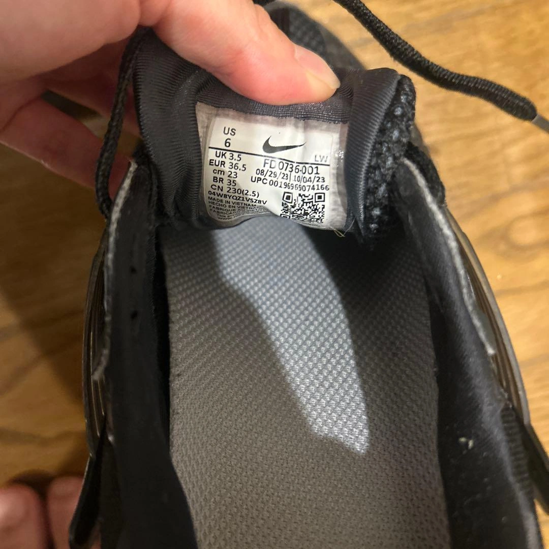 NIKE V2K RUN ブラック 23.0の写真6枚目