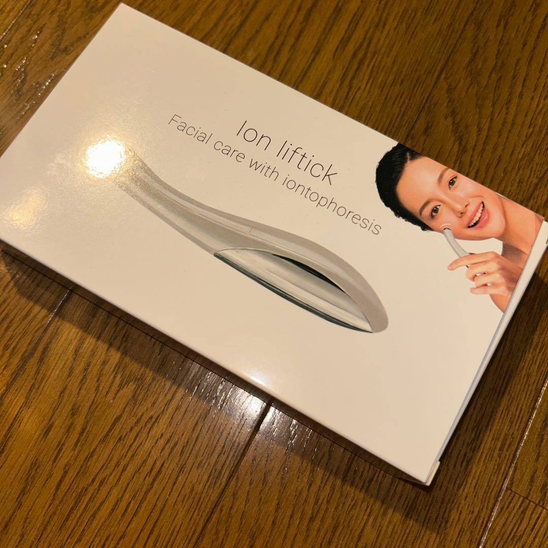 Ion liftick 美顔器 本体