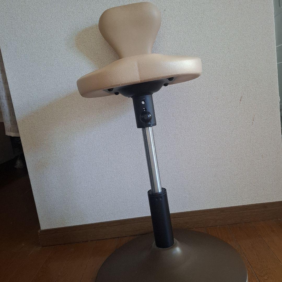 スクワットチェア 姿勢サポート 直接手渡しのみでの出品です。郵送は別料金発生