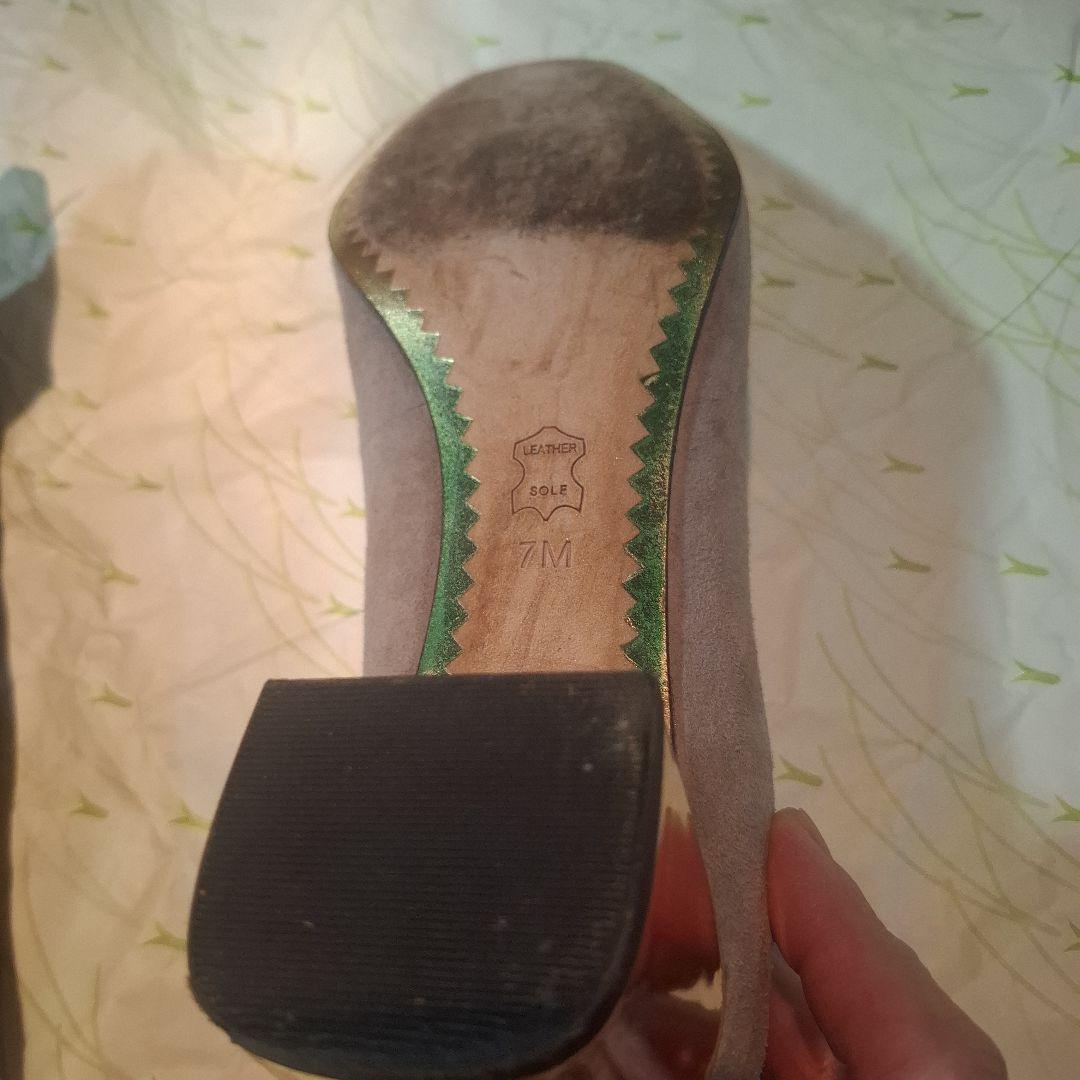 TORY BURCH スエード パンプス ゴールドヒール、巾着袋付きの写真9枚目