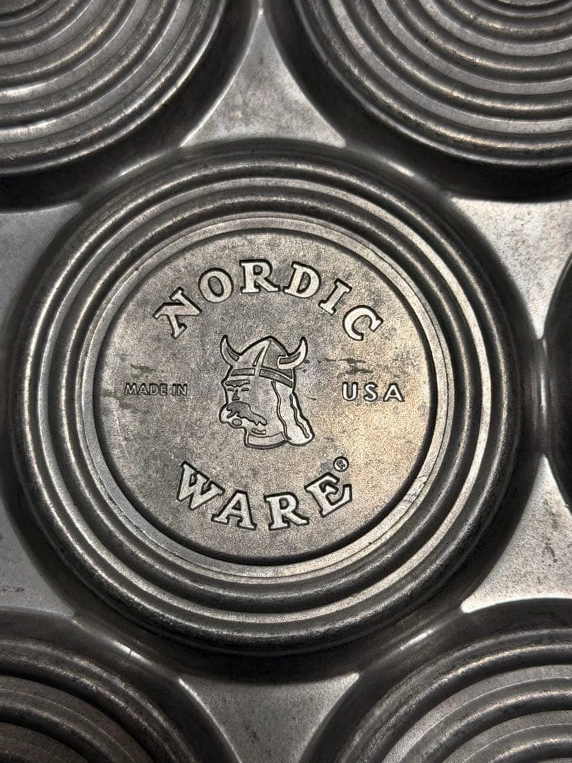 ★ Nordic Ware モンスターパンケーキパン & スマイルブモールド ★の写真5枚目