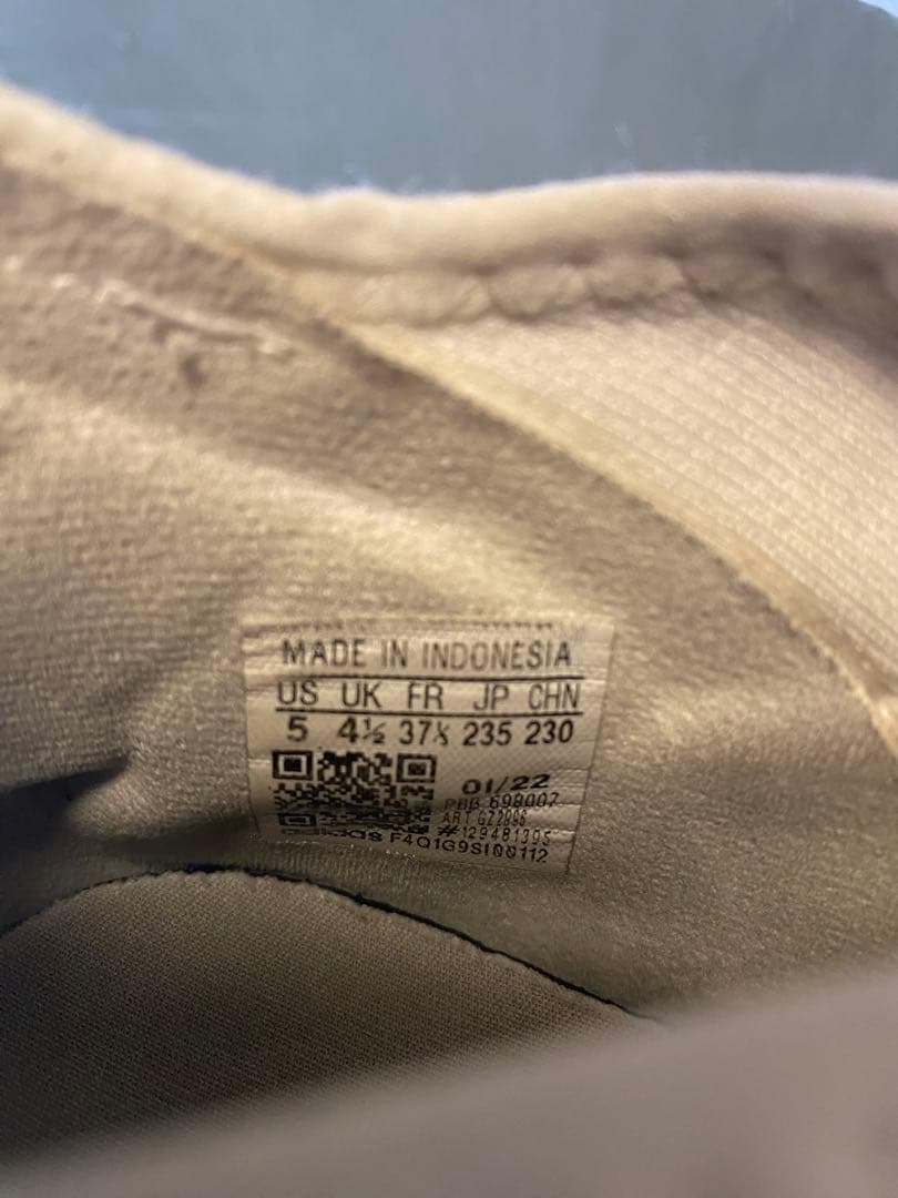 ジュニアサッカーターフシューズ adidas PREDATOR 23.5cmの写真5枚目