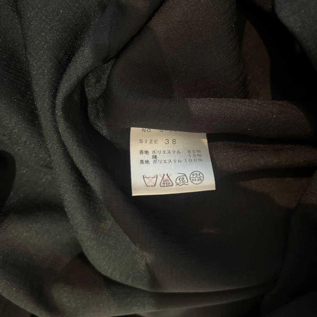 【美品】ブラック 黒 ノースリーブワンピース お呼ばれドレス オケージョンドレスの写真3枚目