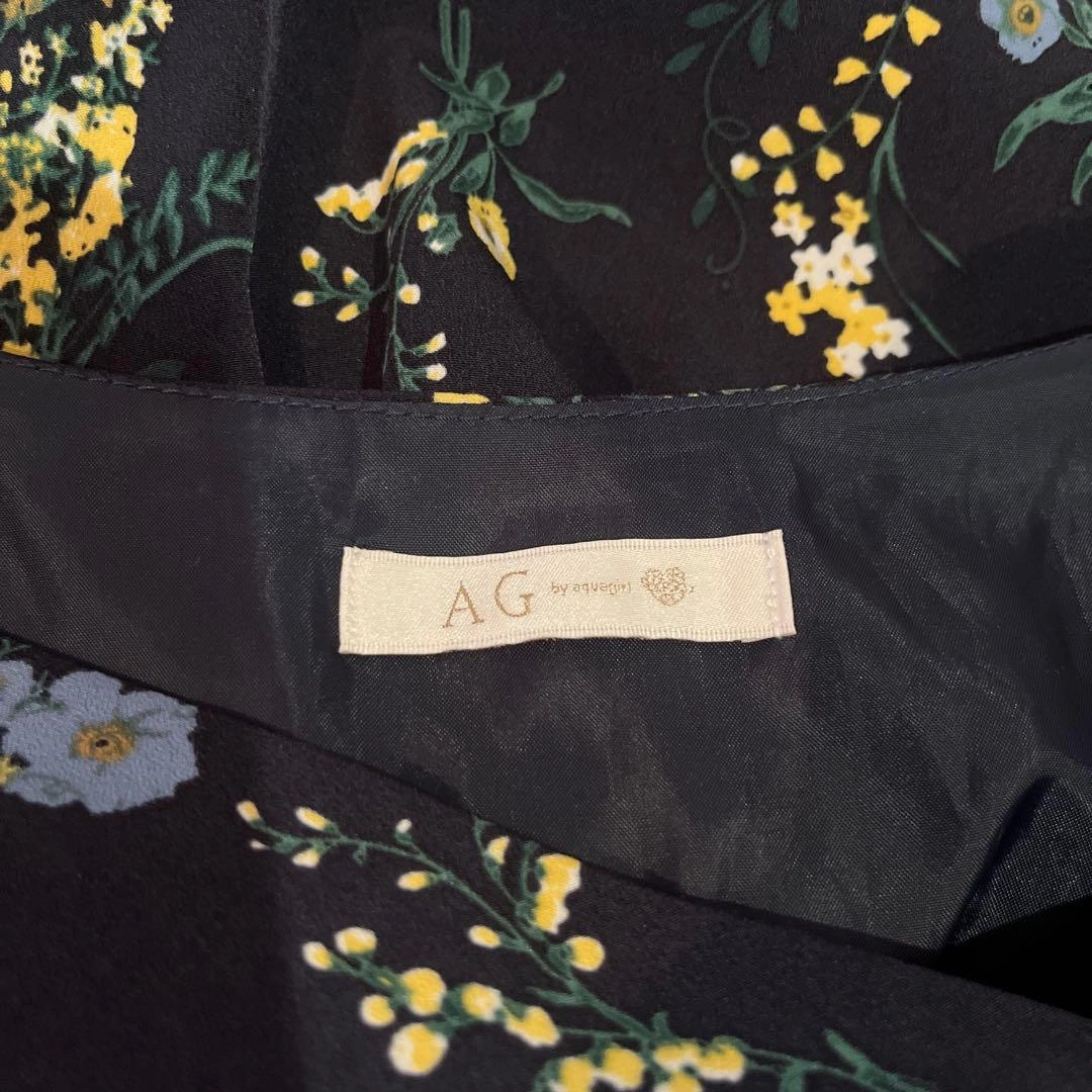 【美品】AG by aquagirl 花柄 ノースリーブ ワンピース ネイビーの写真3枚目