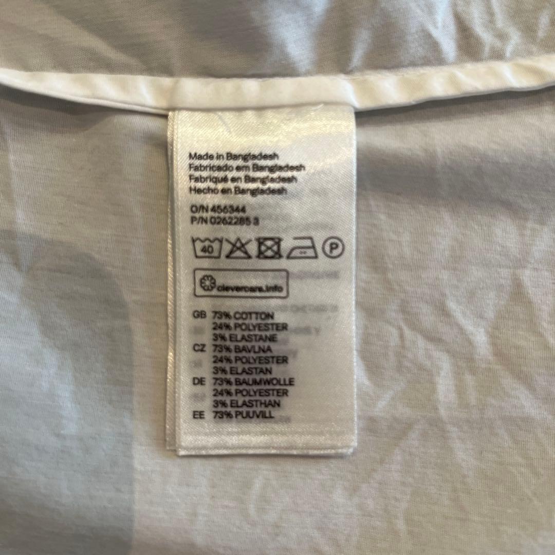 【美品】H&M 長袖シャツ ホワイトシャツ　ブラウス EUR44の写真3枚目