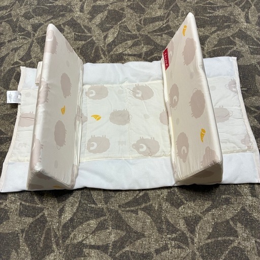 ファルスカ ベッドインベッド エイド シープ＆ホルンの写真2枚目