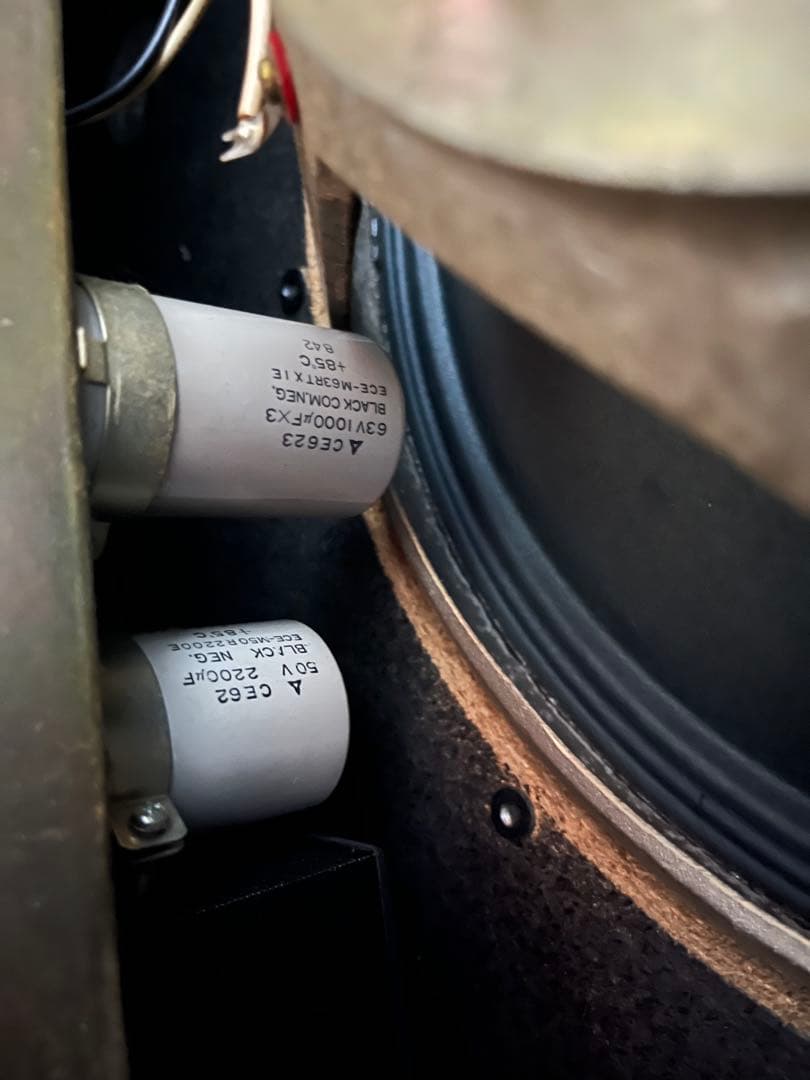 ROLAND CB-40 VINTAGE BASS COMBO ベースアンプの写真7枚目