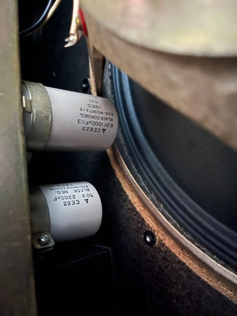 ROLAND CB-40 VINTAGE BASS COMBO ベースアンプの写真7枚目