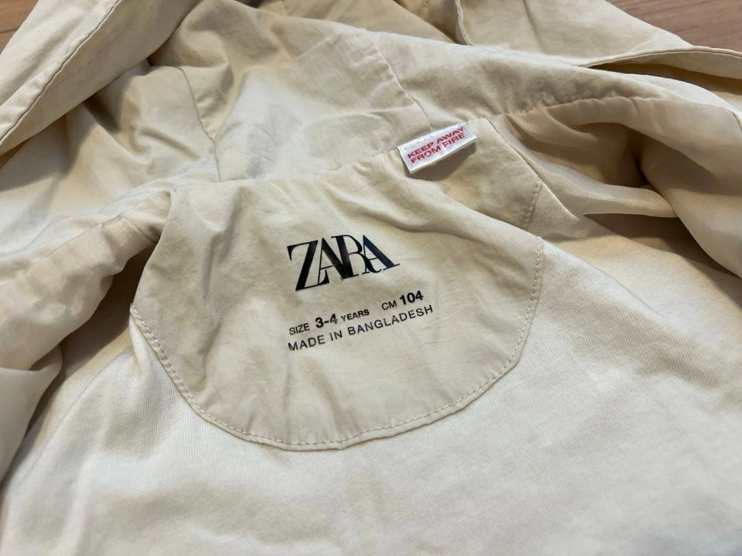 ZARA キッズ フード付きジャケット アウターの写真4枚目