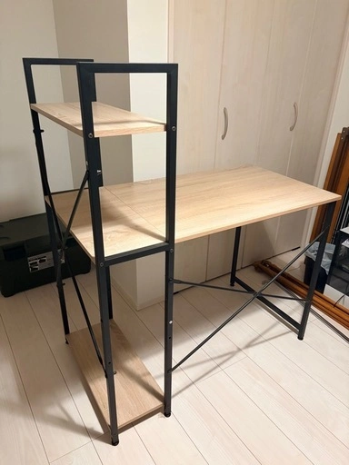 【再募集】お値下げ中‼️ラック付きデスク