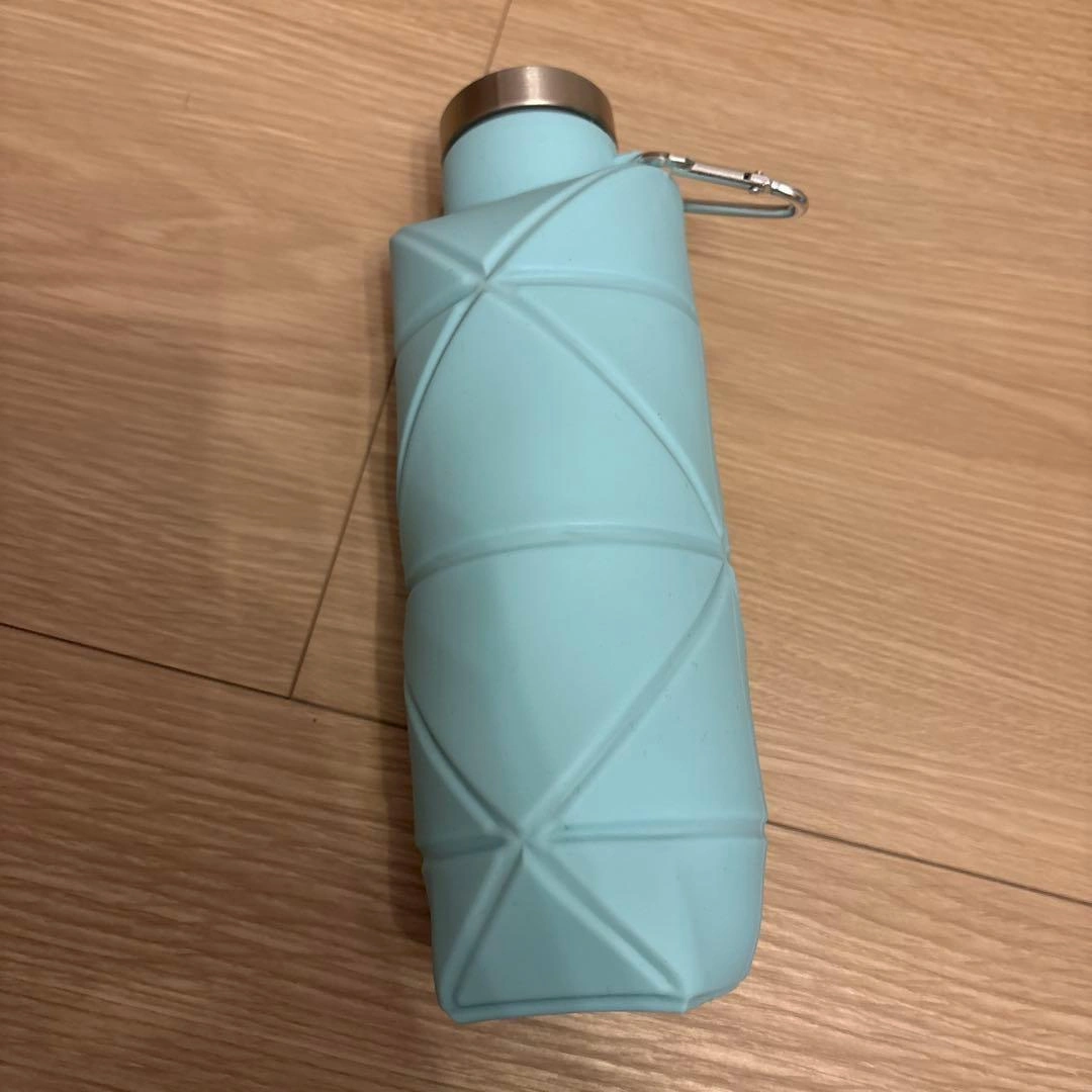 クシャッと 折りたたみシリコンボトル 700ml シリコンボトル 持ち運びの写真4枚目