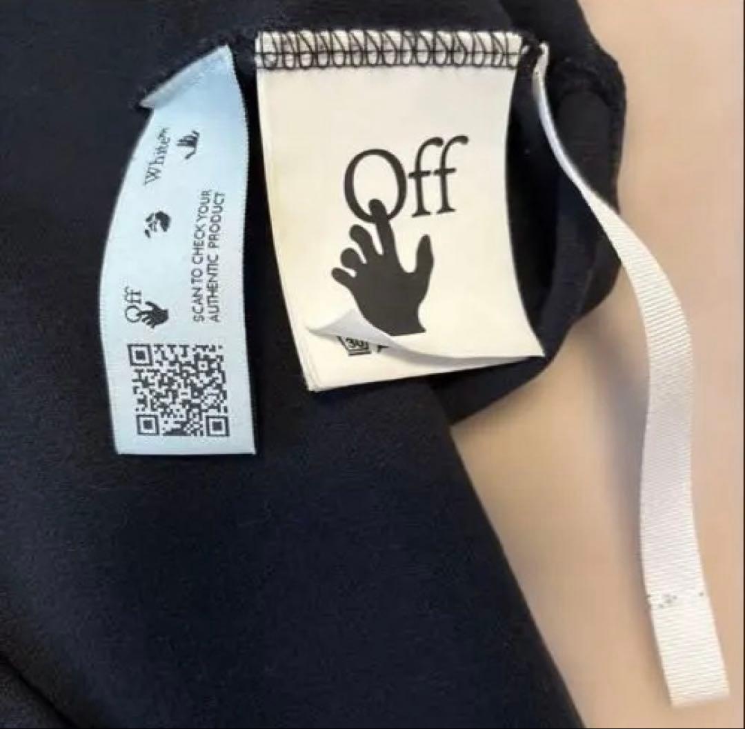 OFF-WHITE レイヤードスタイル フーディー パーカー（ブラック）& タグの写真4枚目