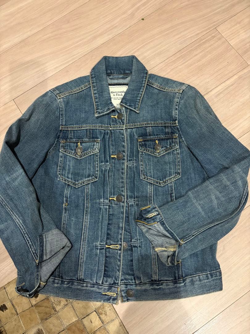 美品Abercrombie & Fitch デニムジャケット M