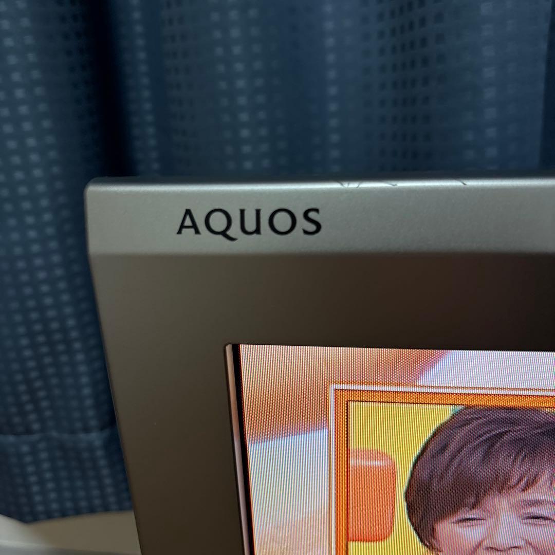 SHARP LC-32E6 32インチ液晶テレビの写真6枚目