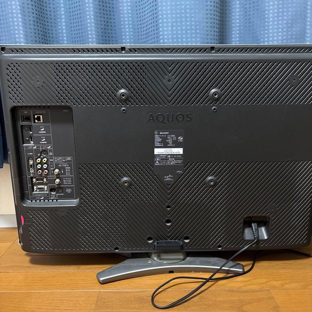SHARP LC-32E6 32インチ液晶テレビの写真9枚目