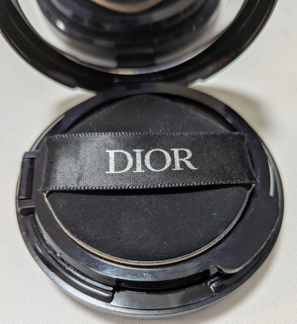 DIOR ディオールスキン フォーエヴァー クッション 00.5Nの写真5枚目