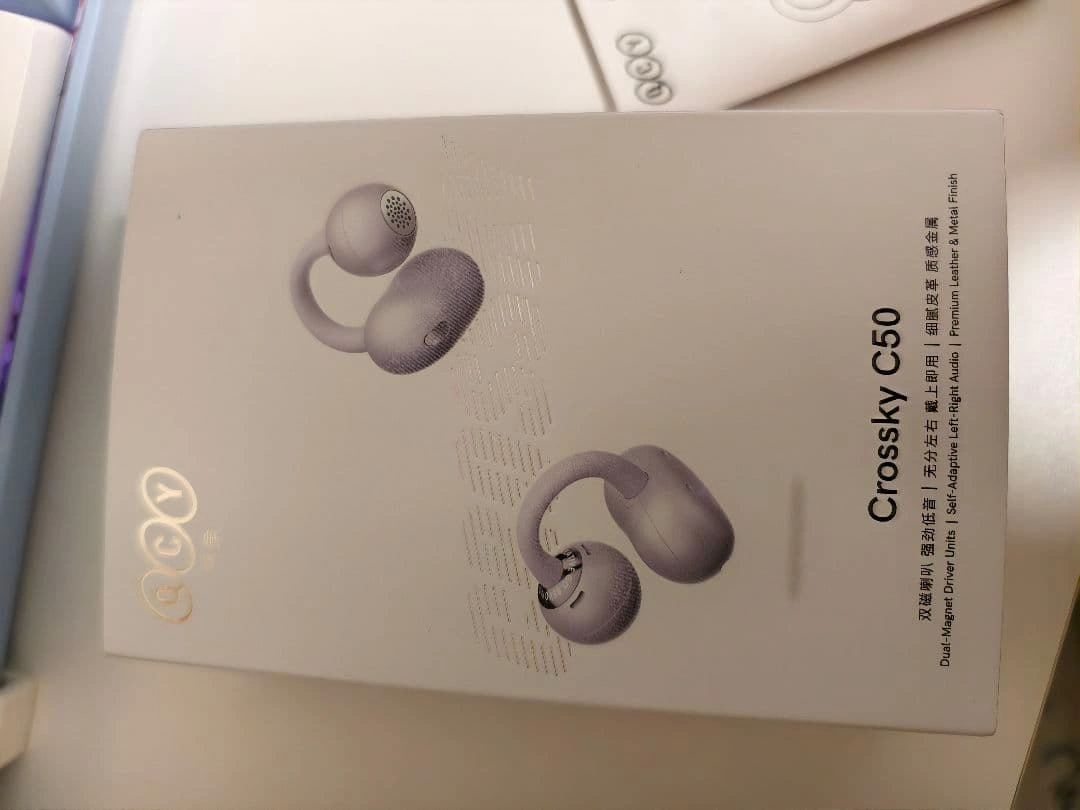 【美品】QCY C50S ワイヤレスイヤホンの写真4枚目