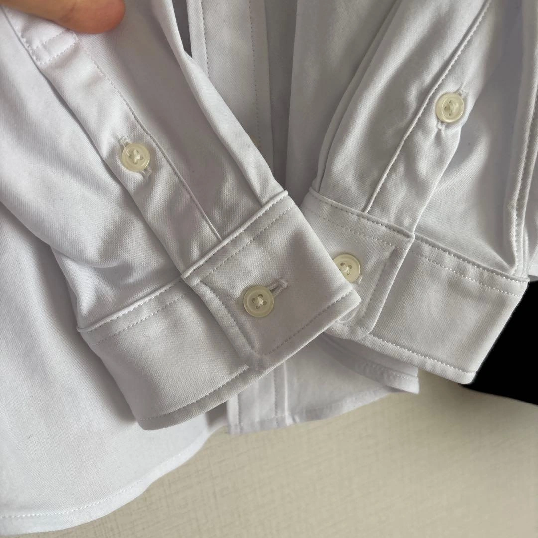 2026.3月新品購入2度着用 UNIQLO キッズ コンフォートシャツ 140の写真3枚目