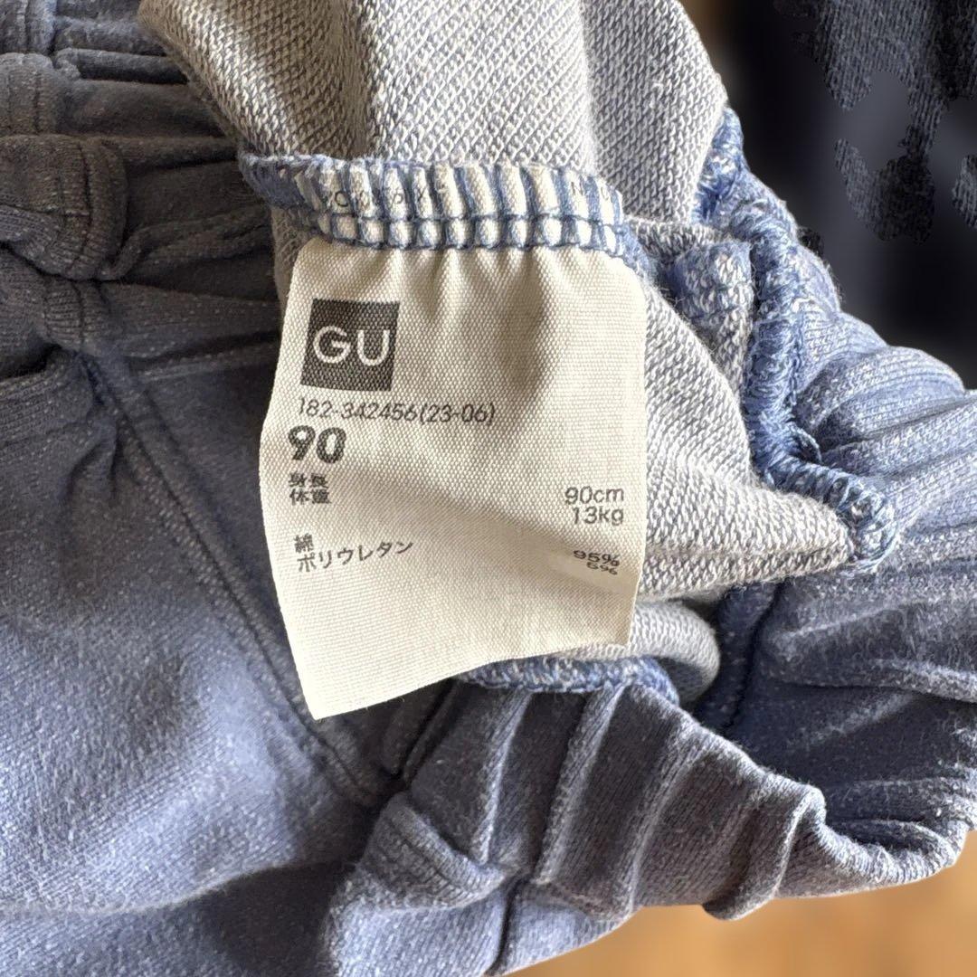 ユニクロ　120　レギンス　7分丈　リラックスフィットの写真4枚目