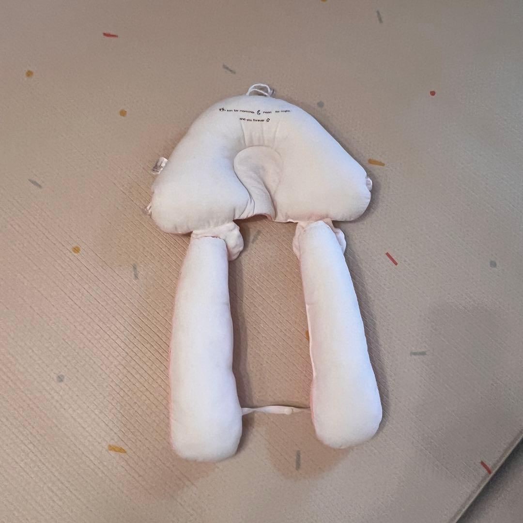 ベビー枕 ドーナツ枕 リバーシブル 洗濯可能　頭　矯正　傾頭症の写真3枚目