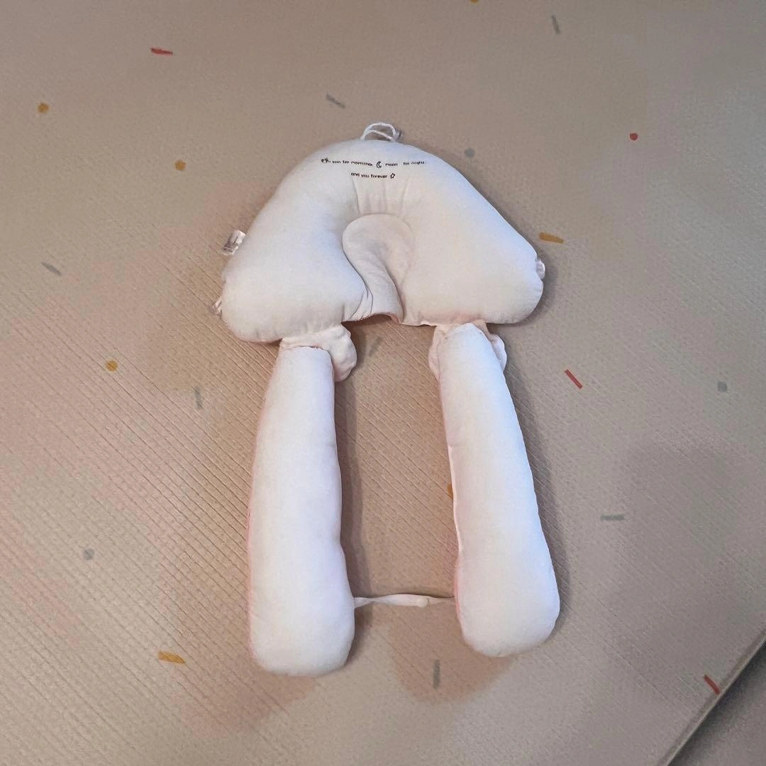 ベビー枕 ドーナツ枕 リバーシブル 洗濯可能 頭 矯正 傾頭症の写真3枚目
