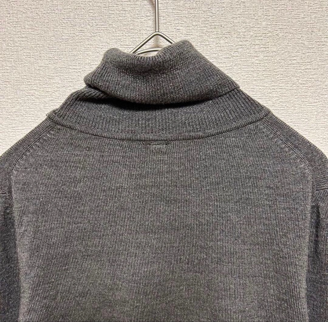UNIQLOユニクロ ダークグレー タートルネックニット 長袖 Mの写真6枚目