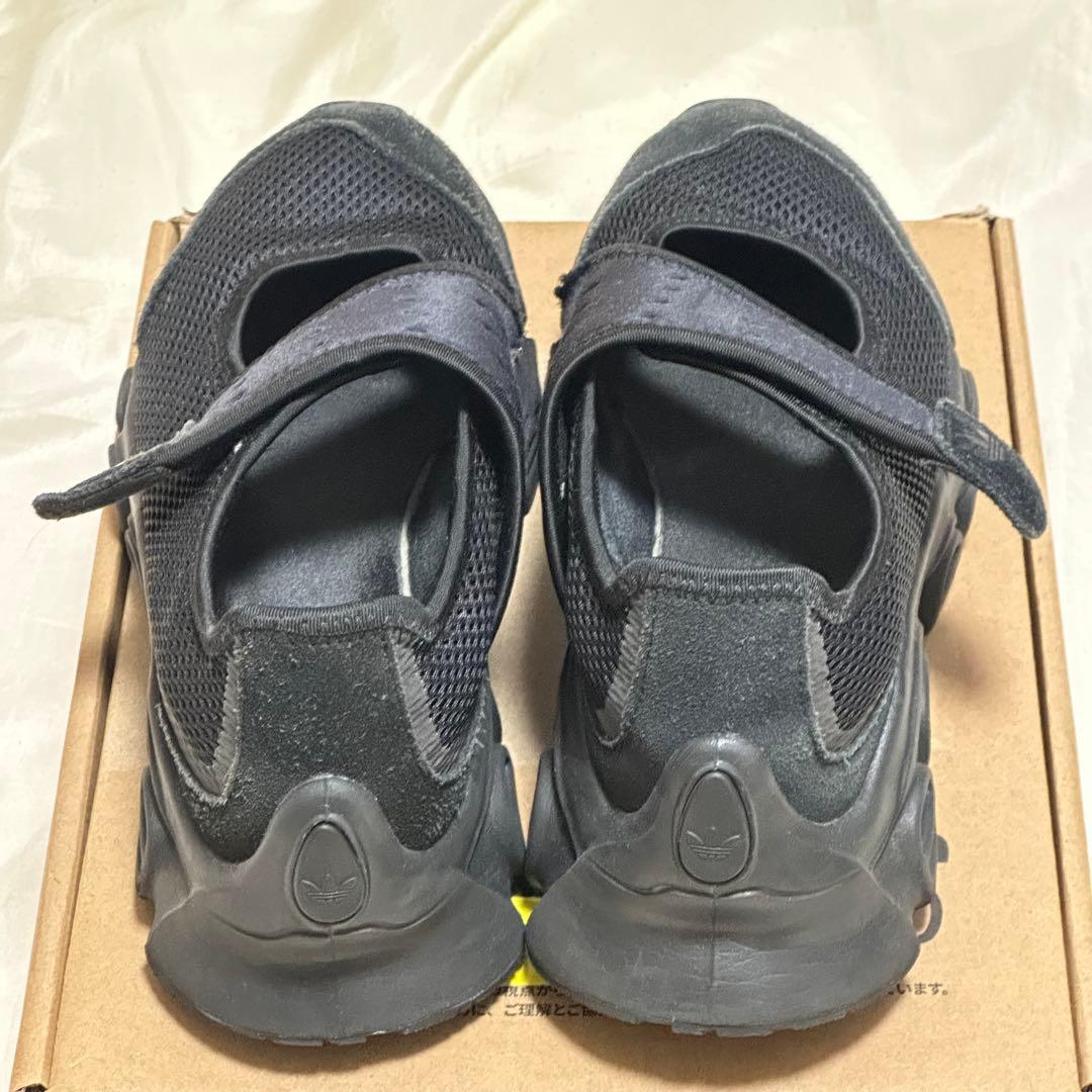 adidasの写真4枚目