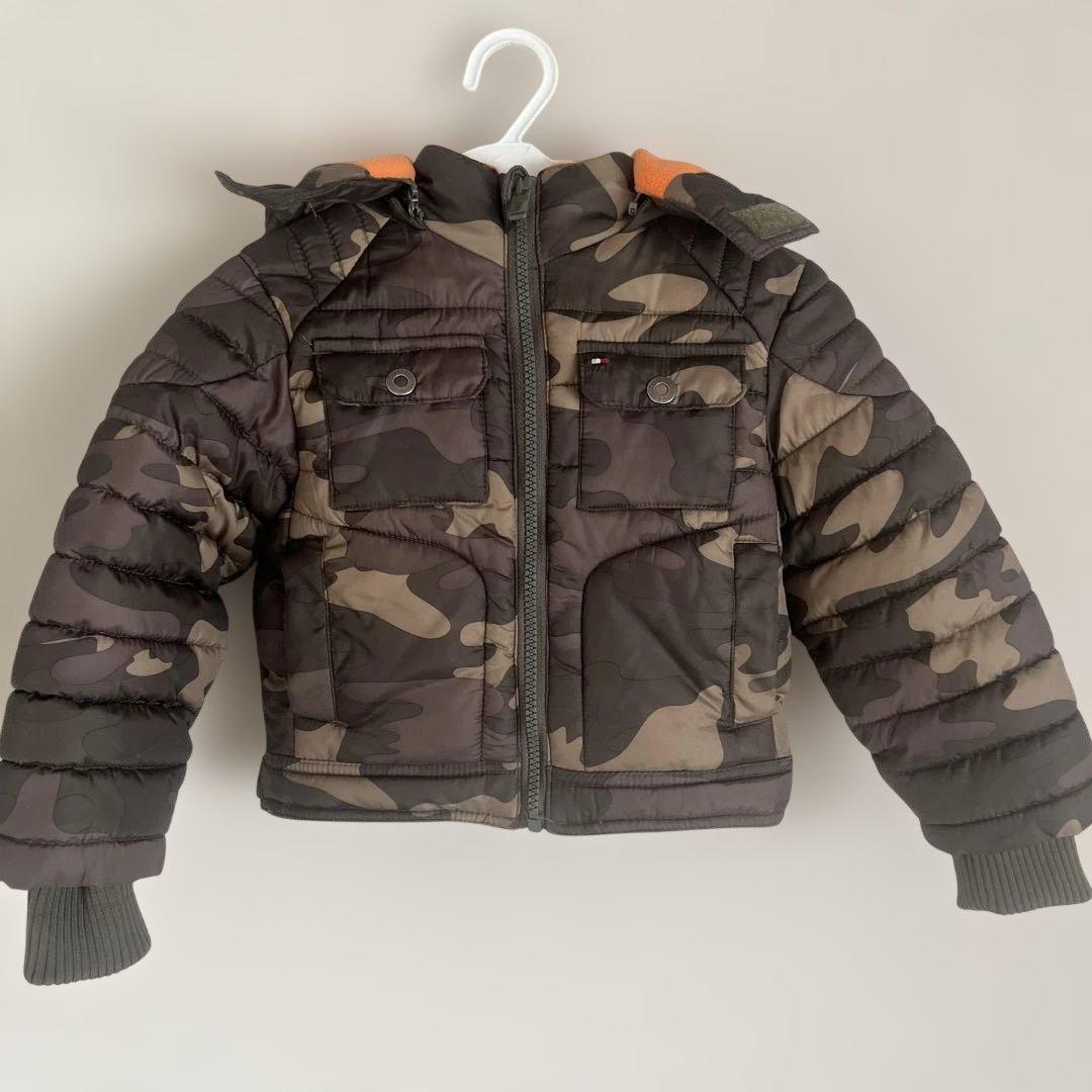 TOMMY HILFIGER カモフラ柄 中綿ジャケット