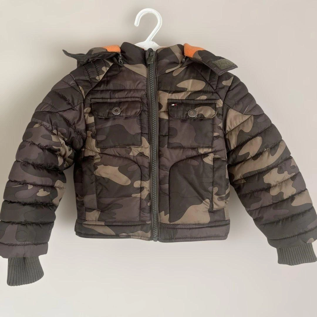 TOMMY HILFIGER カモフラ柄 中綿ジャケット