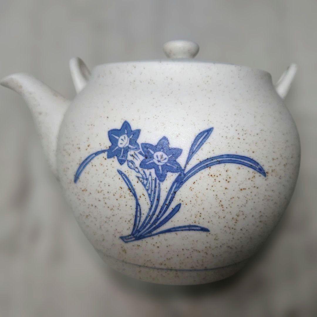 【未使用】有田焼 華山作 染付水仙文 茶器揃 急須 湯呑5客 木箱入の写真5枚目