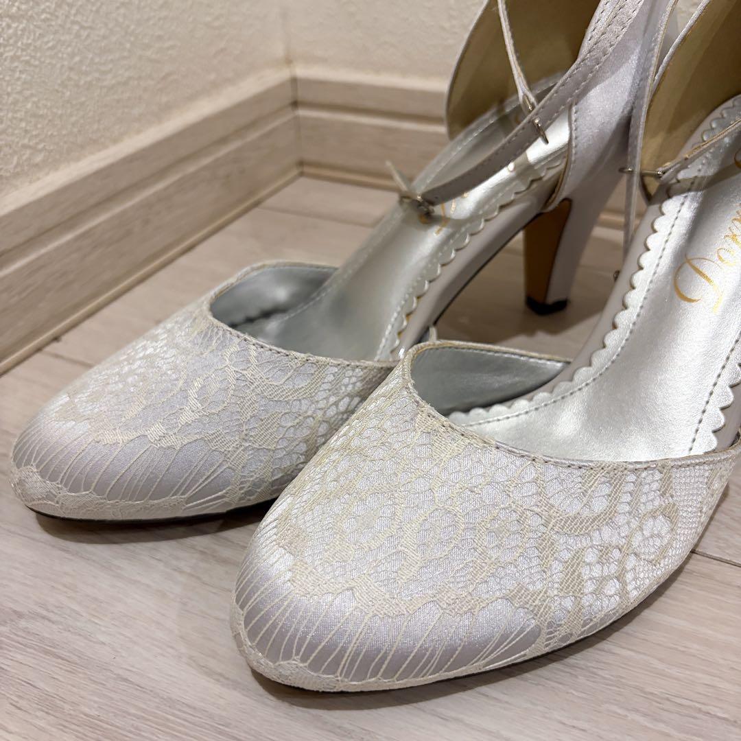 【美品】【結婚式パーティー】Dolly Doll レースパンプス 宝石シルバーの写真8枚目